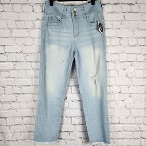 YMI Size 11 WannaBettaButt High Rise Crop Jeans